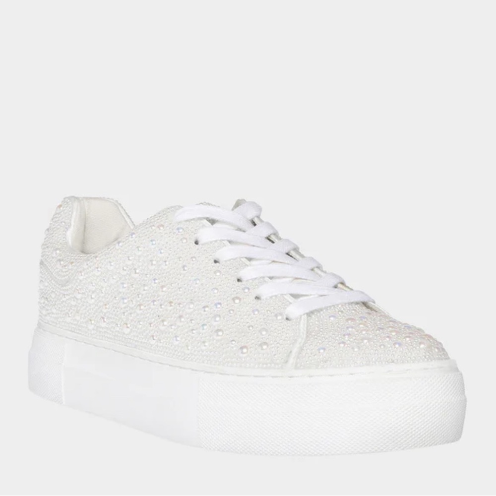 NEW Betsy Johnson Sidny Pearl Embellished Sneakers